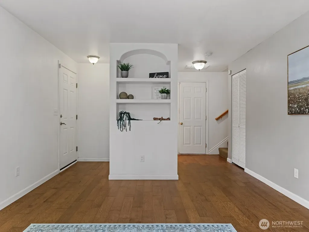 5613 Grove Street Marysville WA 98270