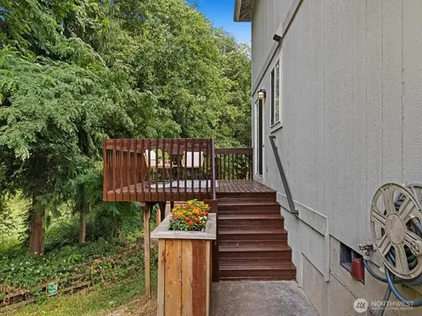 5613 Grove Street Marysville WA 98270
