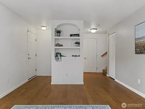 5613 Grove Street Marysville WA 98270