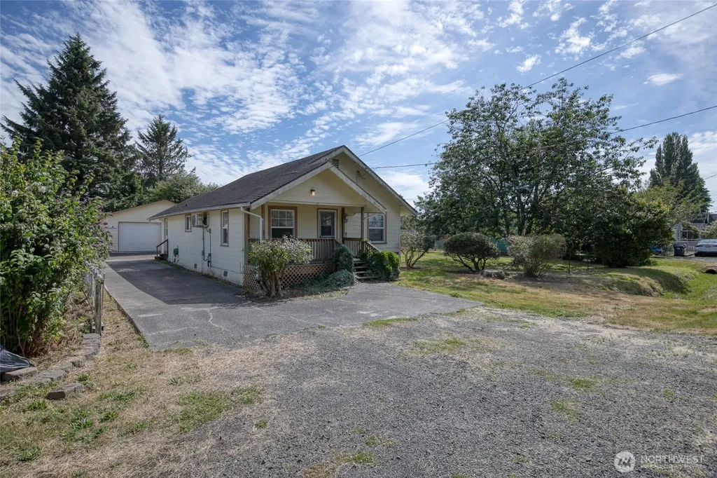 1021 W Stockwell Street Aberdeen WA 98520