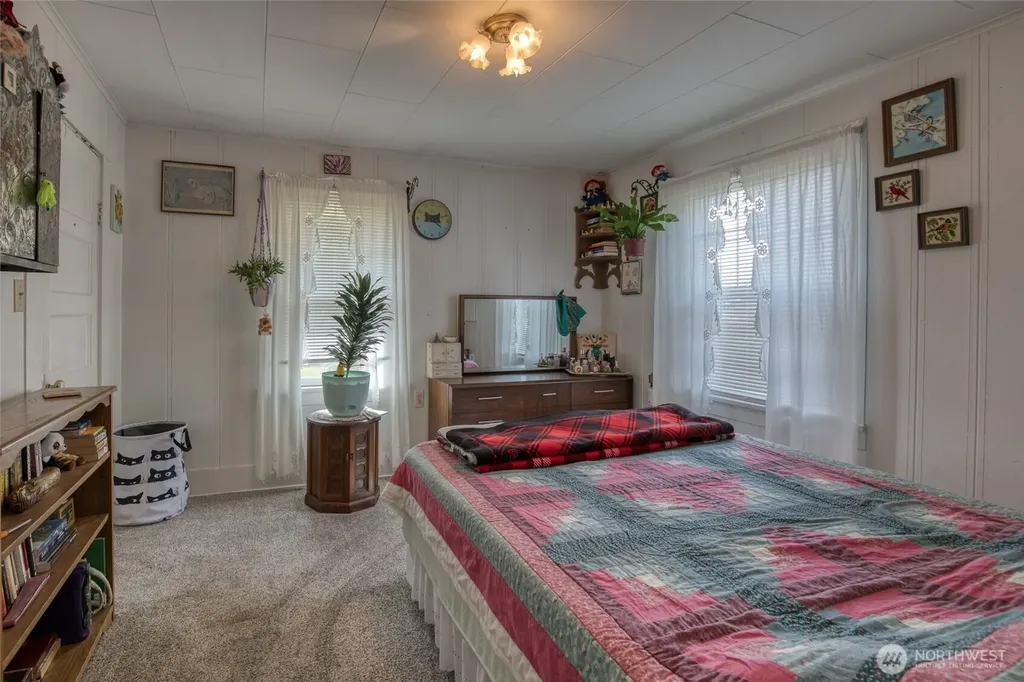 1021 W Stockwell Street Aberdeen WA 98520