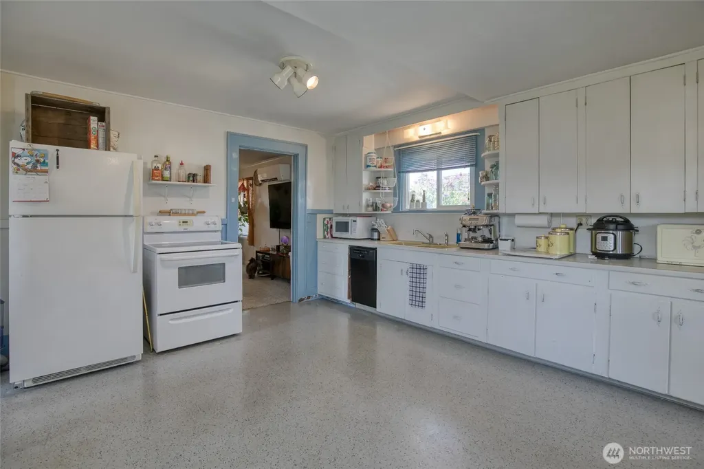 1021 W Stockwell Street Aberdeen WA 98520