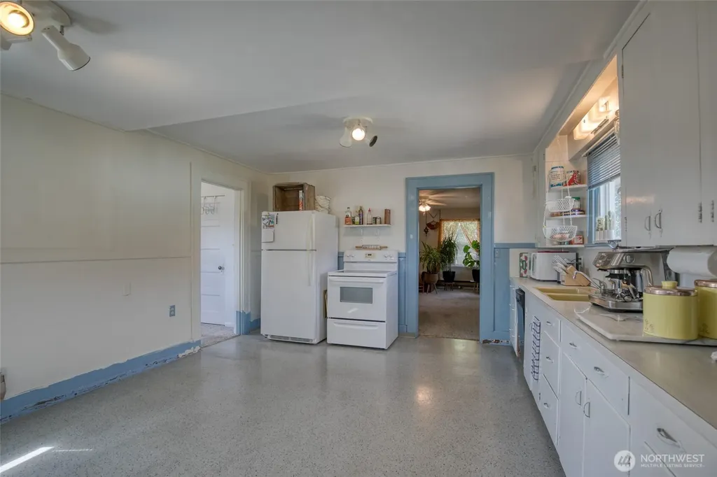 1021 W Stockwell Street Aberdeen WA 98520