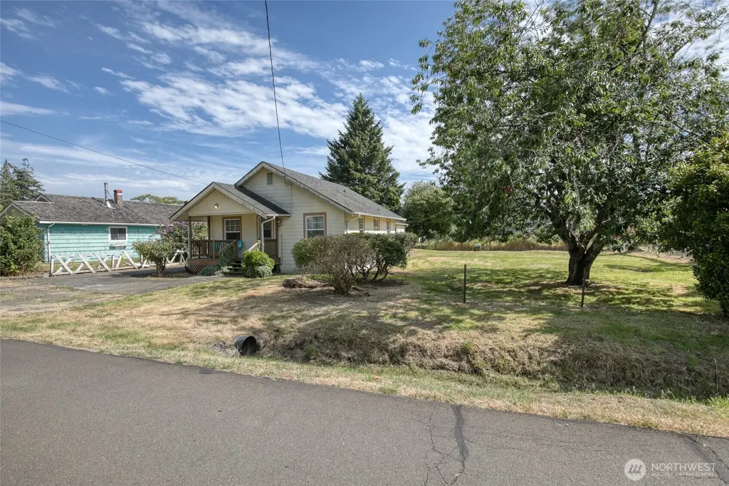 1021 W Stockwell Street Aberdeen WA 98520