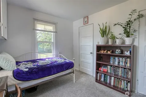 1021 W Stockwell Street Aberdeen WA 98520