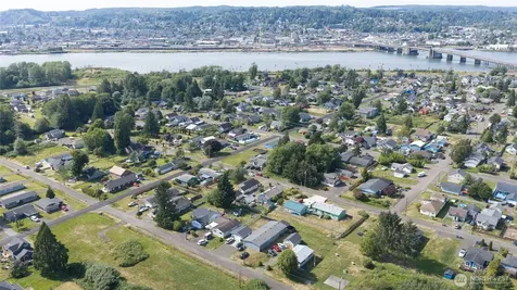 1021 W Stockwell Street Aberdeen WA 98520
