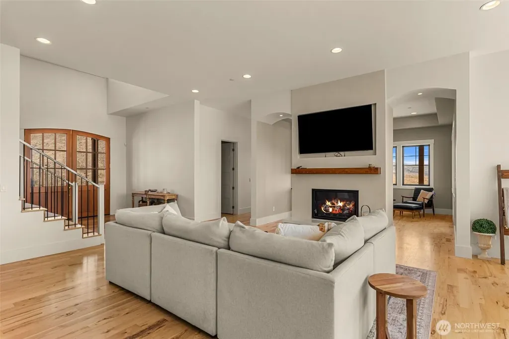 3900 Sky Crest Wenatchee WA 98801