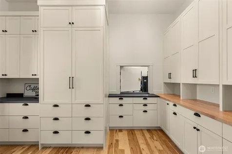 3900 Sky Crest Wenatchee WA 98801