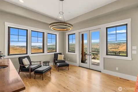 3900 Sky Crest Wenatchee WA 98801