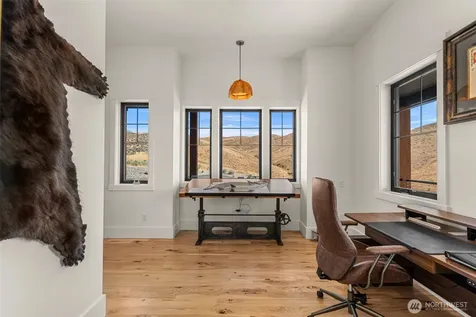 3900 Sky Crest Wenatchee WA 98801