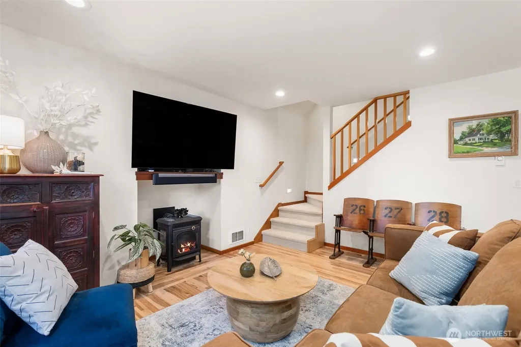 2580 NW Canal View Way Poulsbo WA 98370