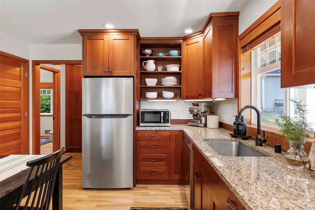 2580 NW Canal View Way Poulsbo WA 98370