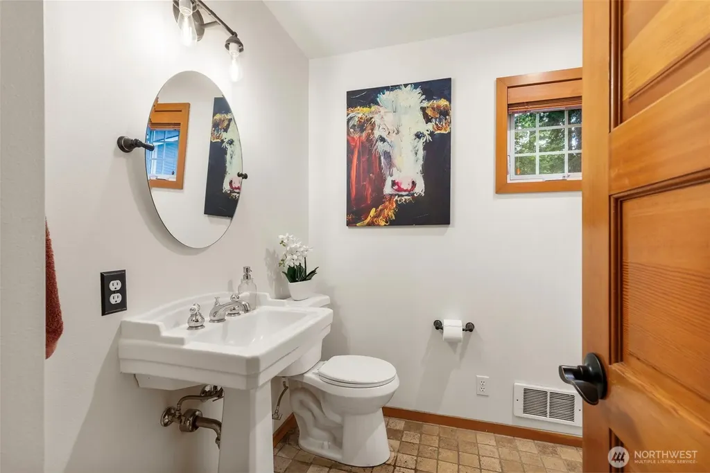 2580 NW Canal View Way Poulsbo WA 98370