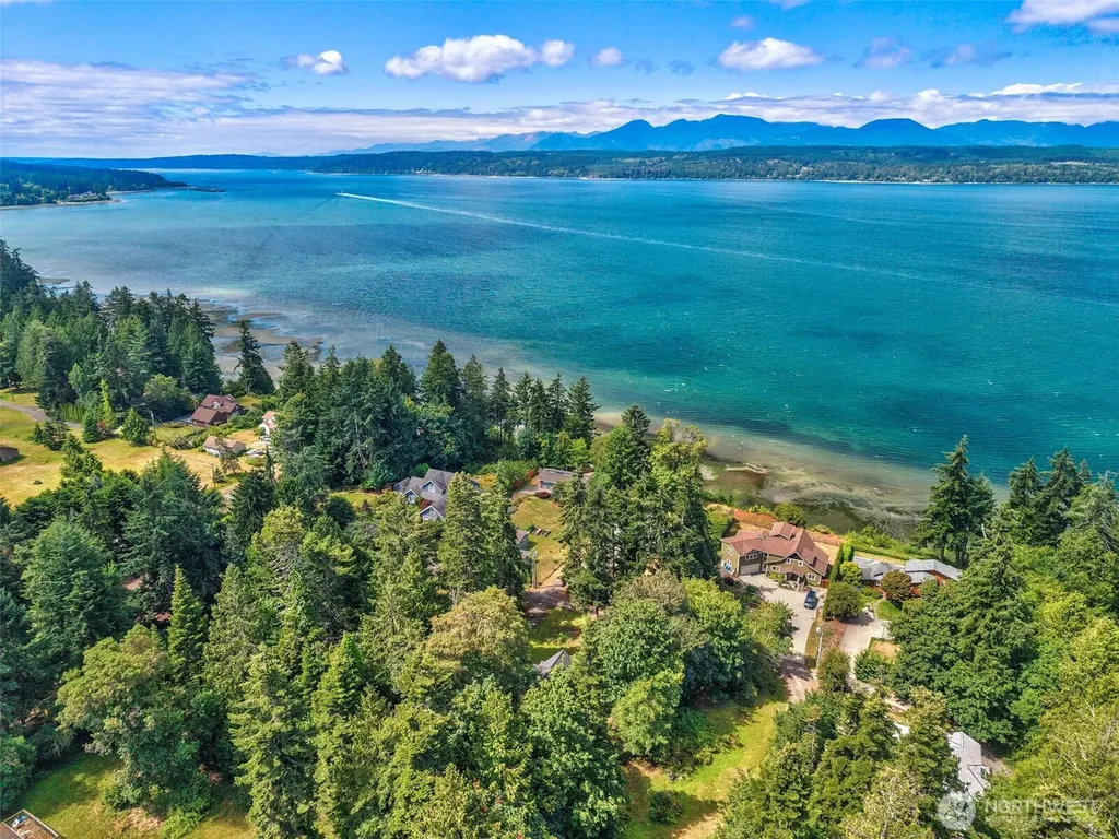 2580 NW Canal View Way Poulsbo WA 98370