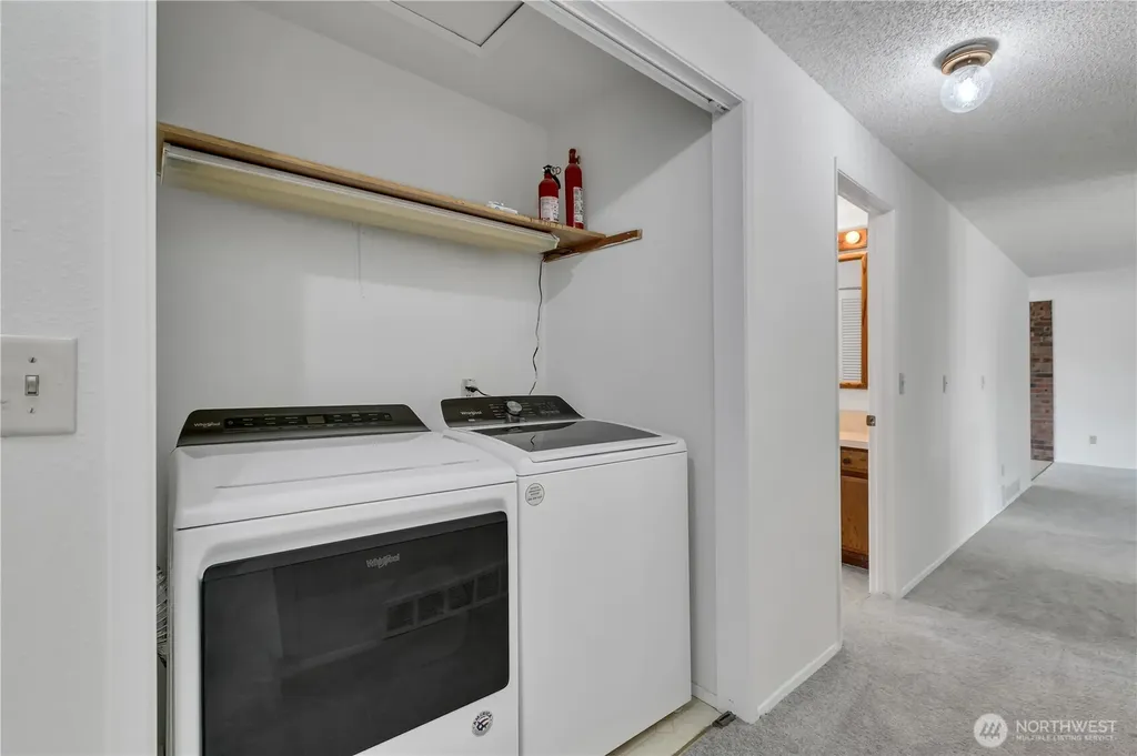 10074 SE 213th Place Kent WA 98031
