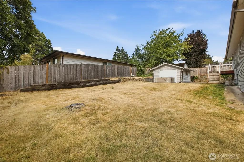 10074 SE 213th Place Kent WA 98031