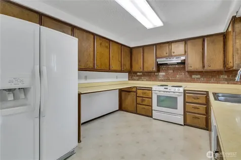 10074 SE 213th Place Kent WA 98031
