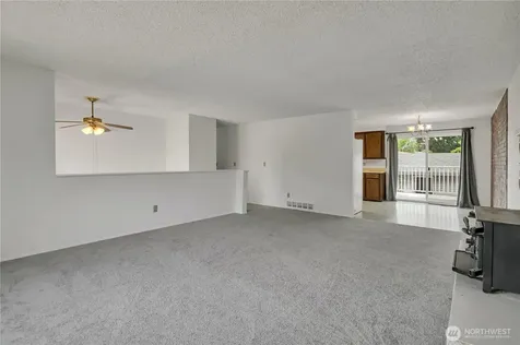 10074 SE 213th Place Kent WA 98031