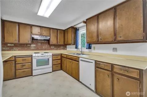 10074 SE 213th Place Kent WA 98031