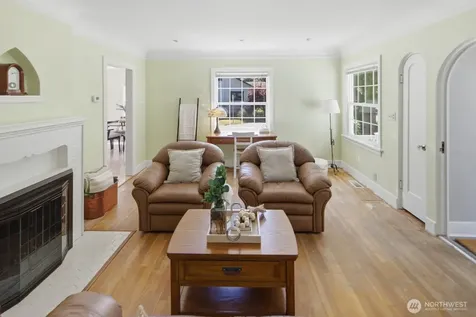 5627 Colby Avenue Everett WA 98203