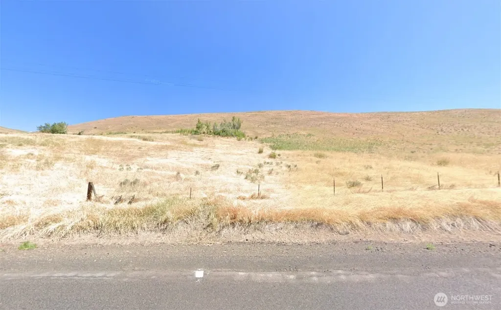 17295 N Wenas Road Selah WA 98942