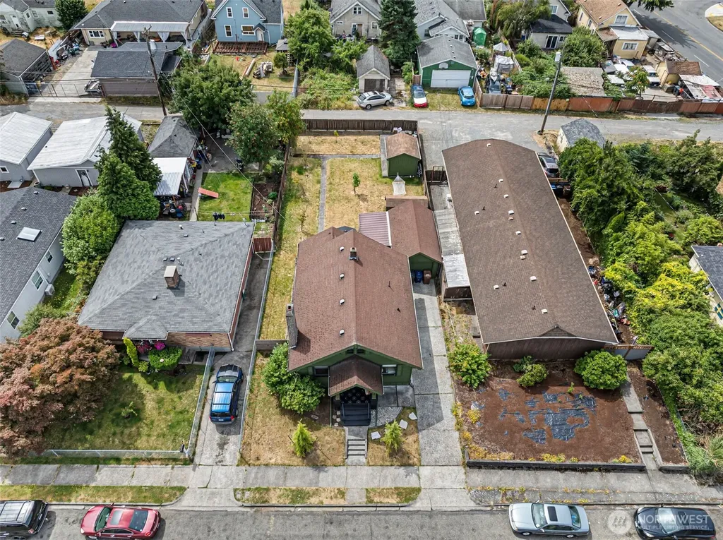 1146 S 34th Tacoma WA 98418