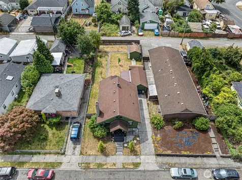 1146 S 34th Tacoma WA 98418