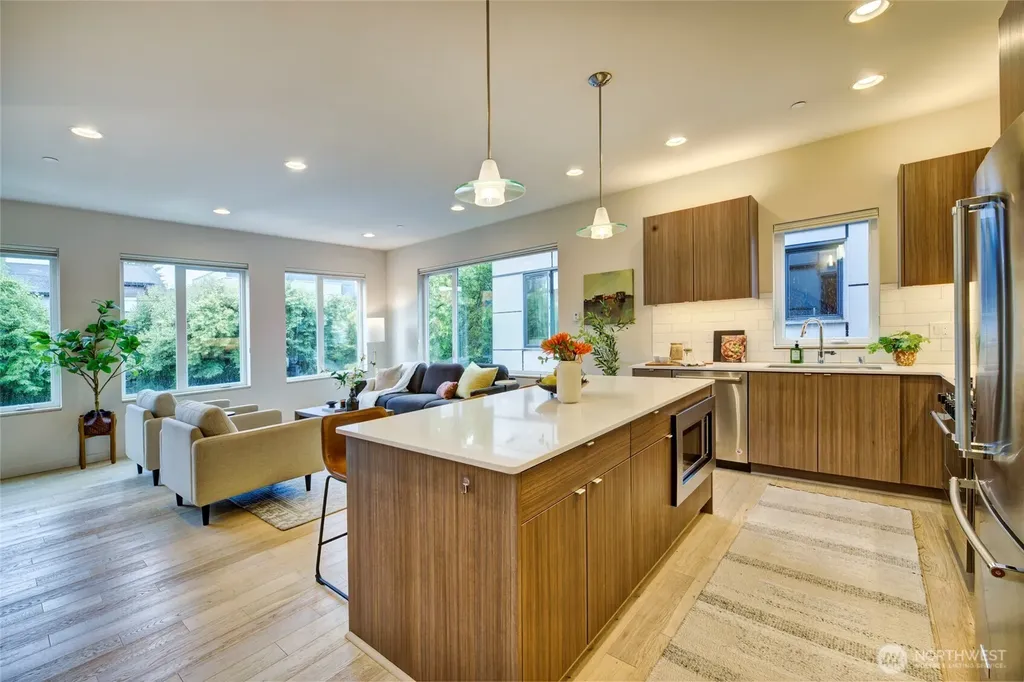 3834 California Avenue SW Seattle WA 98116