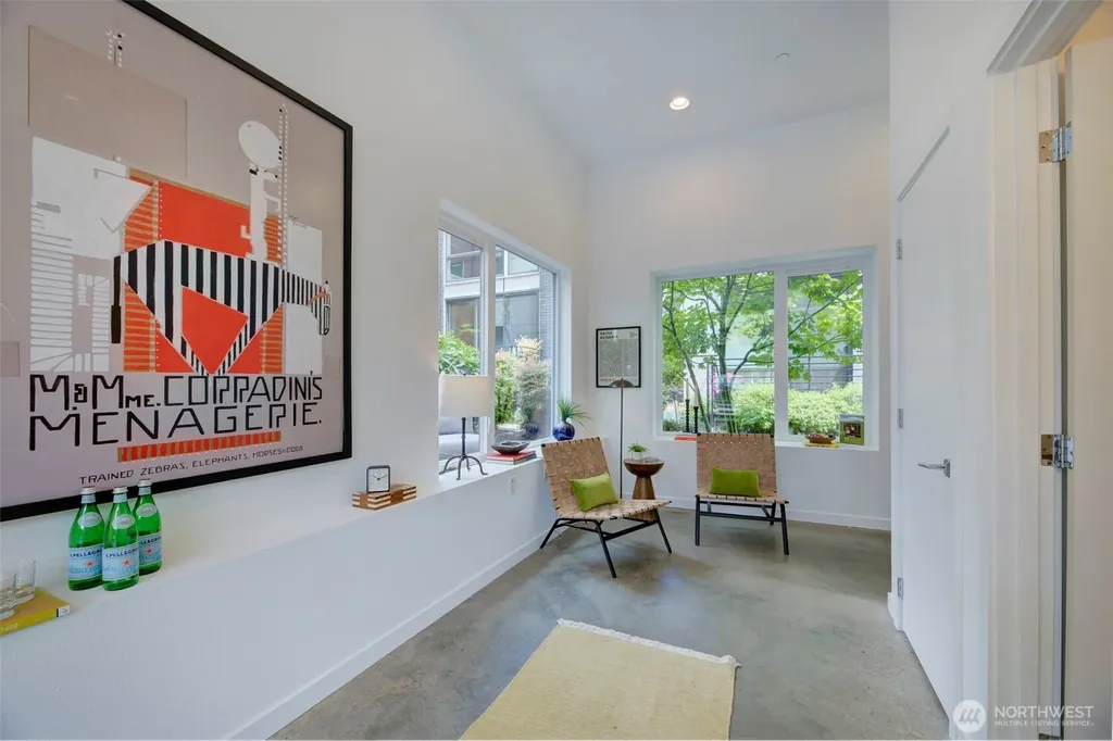 3834 California Avenue SW Seattle WA 98116