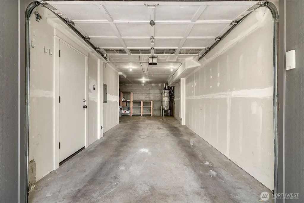 1917 8th Avenue W Seattle WA 98119