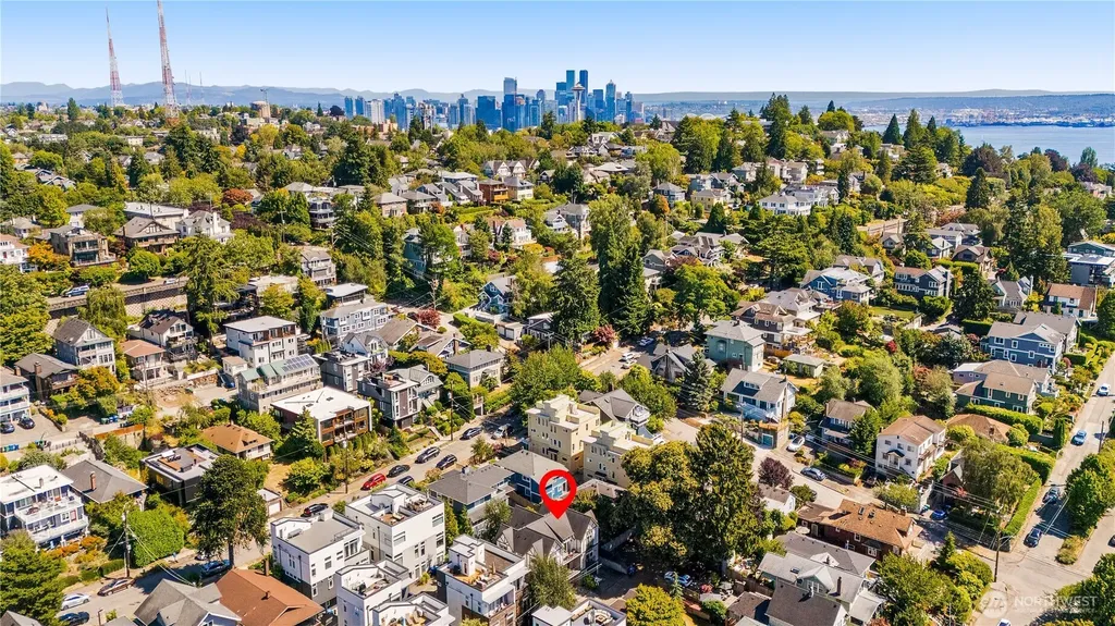 1917 8th Avenue W Seattle WA 98119
