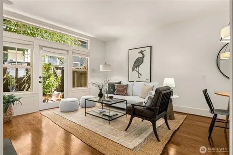 1917 8th Avenue W Seattle WA 98119