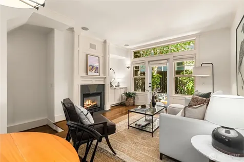 1917 8th Avenue W Seattle WA 98119
