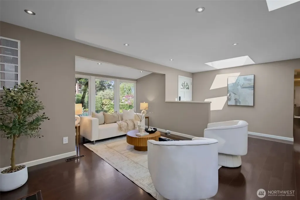 15611 SE 24th Street Bellevue WA 98008