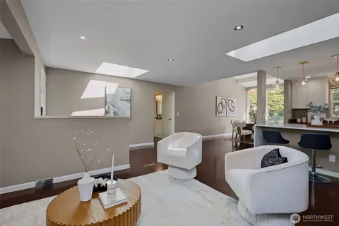 15611 SE 24th Street Bellevue WA 98008