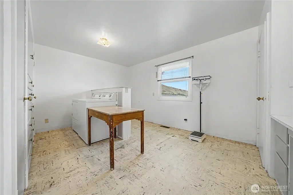 420 11th Street SW Ephrata WA 98823