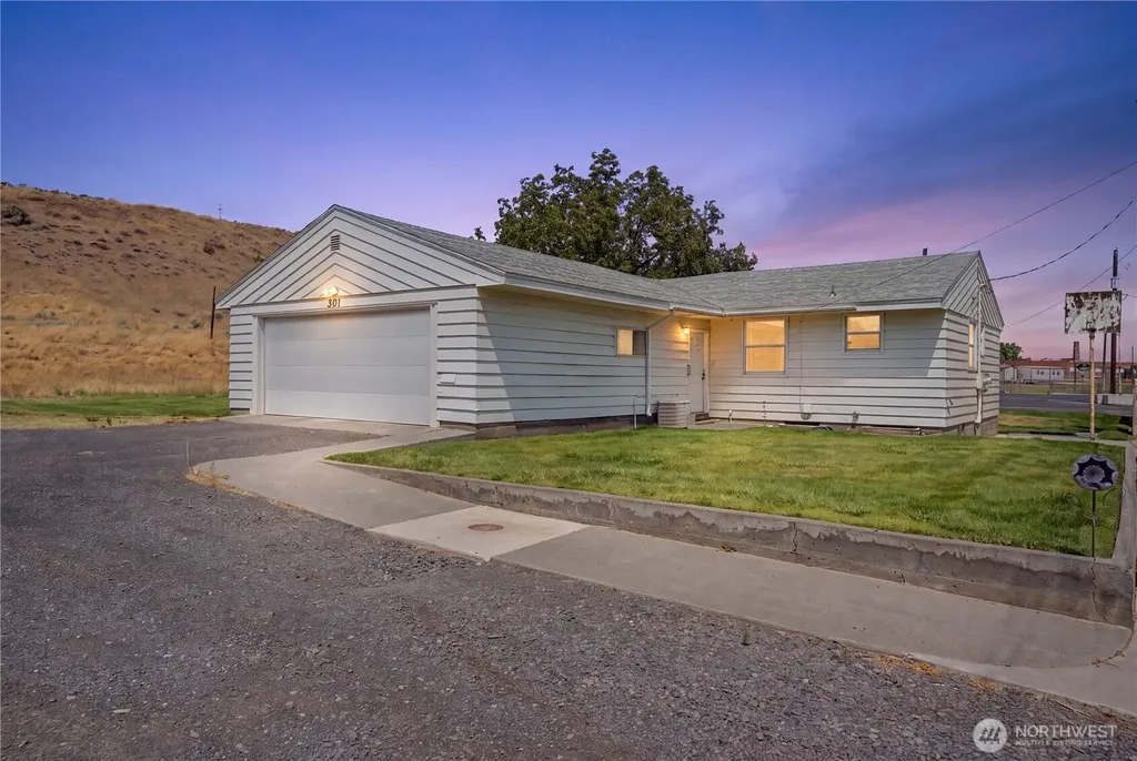 420 11th Street SW Ephrata WA 98823