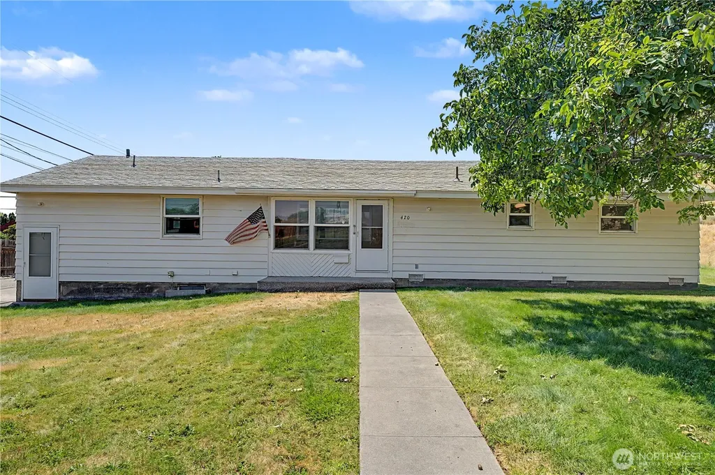 420 11th Street SW Ephrata WA 98823
