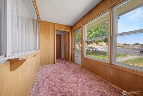420 11th Street SW Ephrata WA 98823