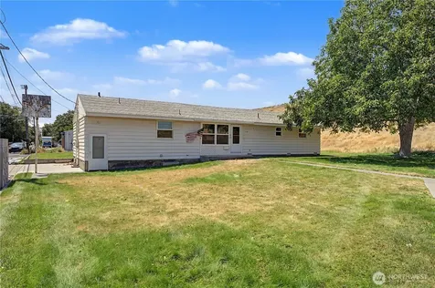 420 11th Street SW Ephrata WA 98823