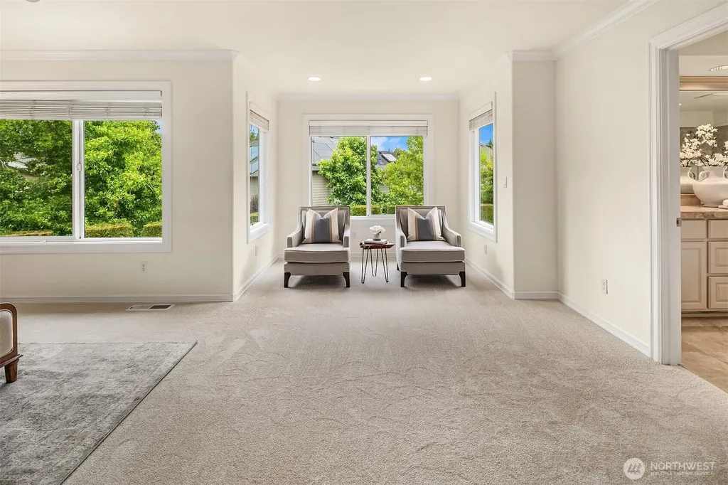 27542 SE 28th Court Sammamish WA 98075