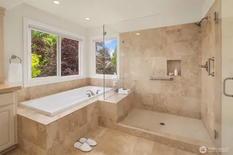 27542 SE 28th Court Sammamish WA 98075