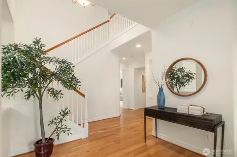 27542 SE 28th Court Sammamish WA 98075