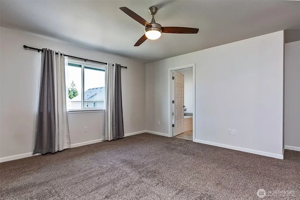 14398 99th Way SE Yelm WA 98597