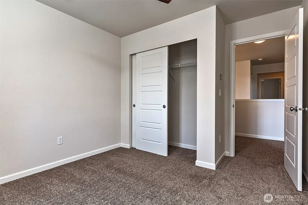 14398 99th Way SE Yelm WA 98597