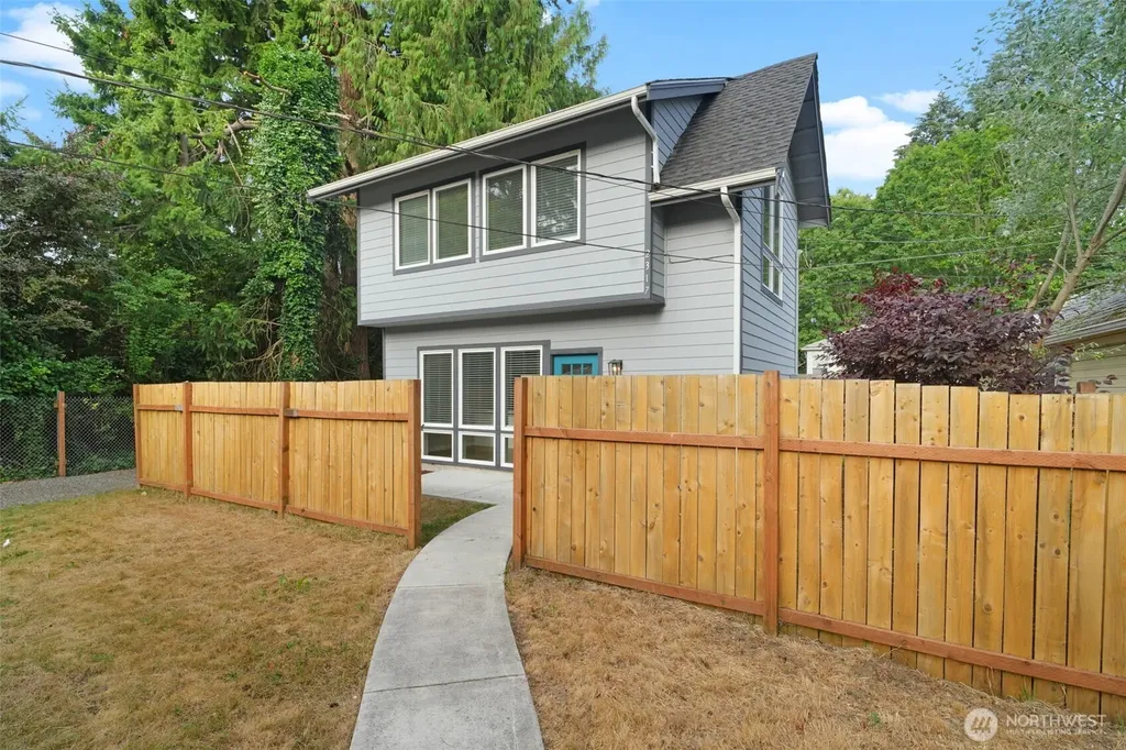 2317 Washington Street SE Olympia WA 98501