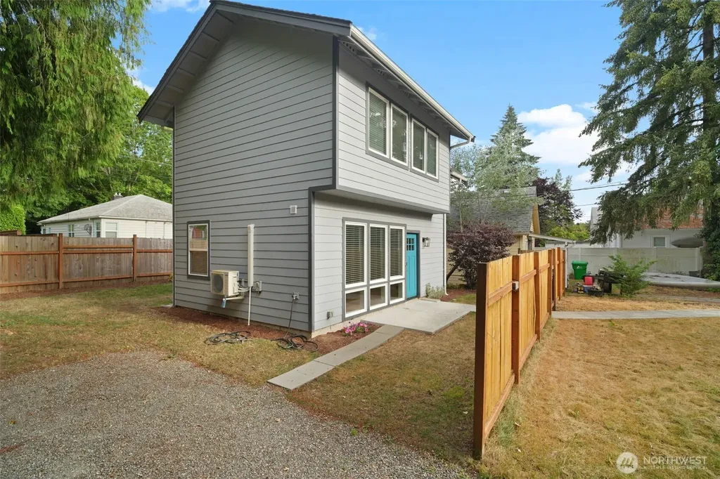 2317 Washington Street SE Olympia WA 98501