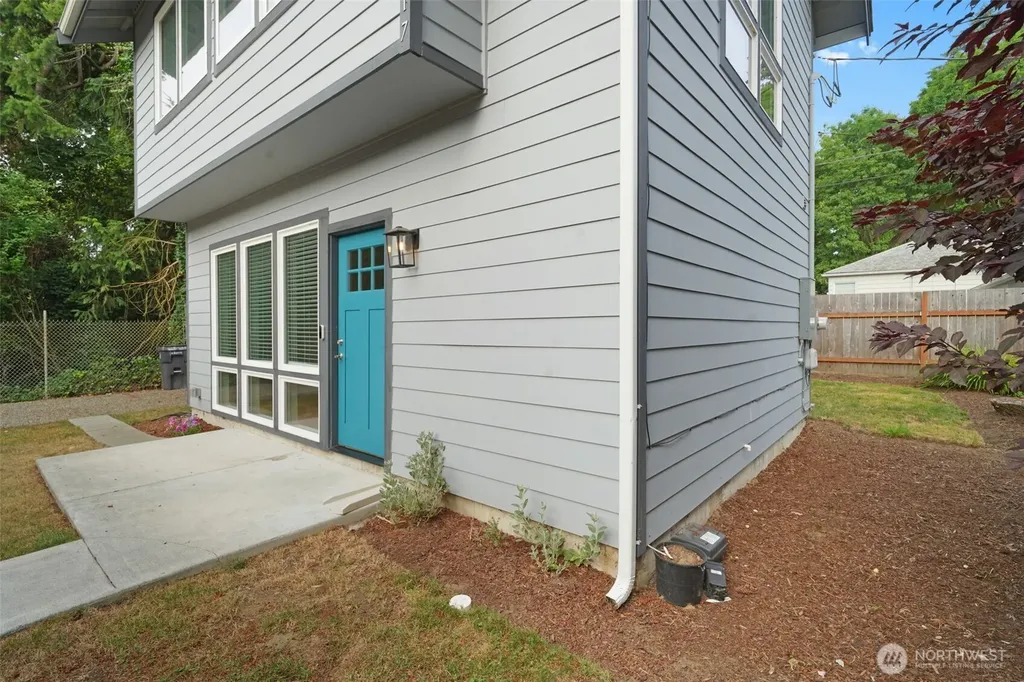 2317 Washington Street SE Olympia WA 98501