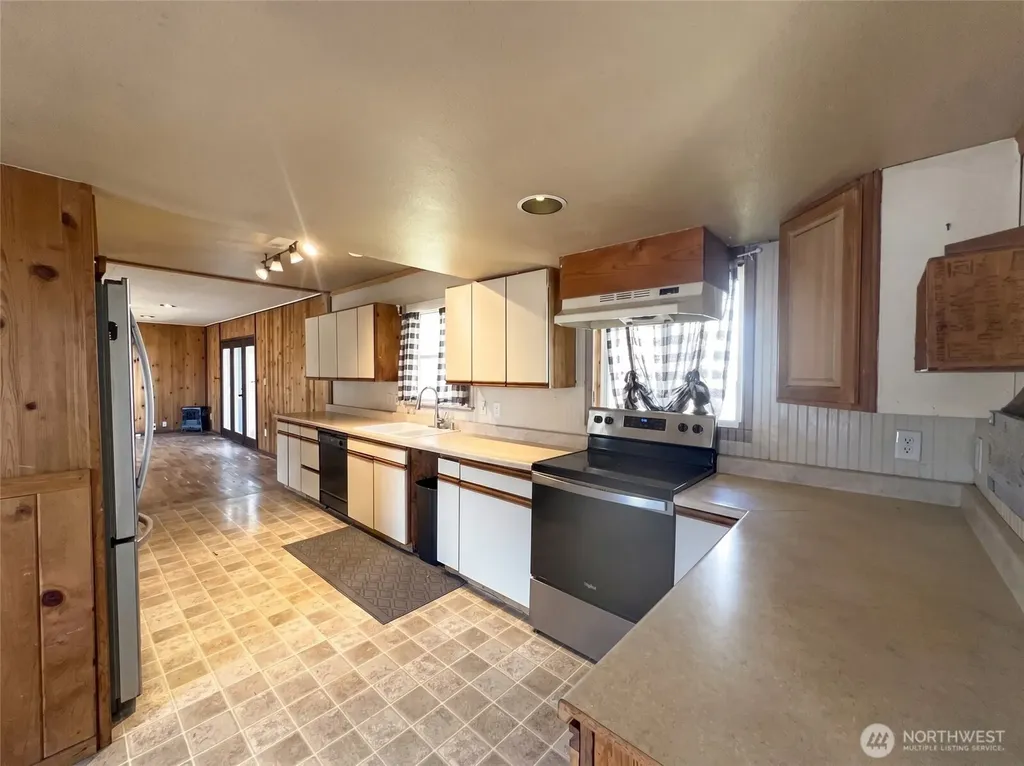 18026 31st Avenue NE Arlington WA 98223