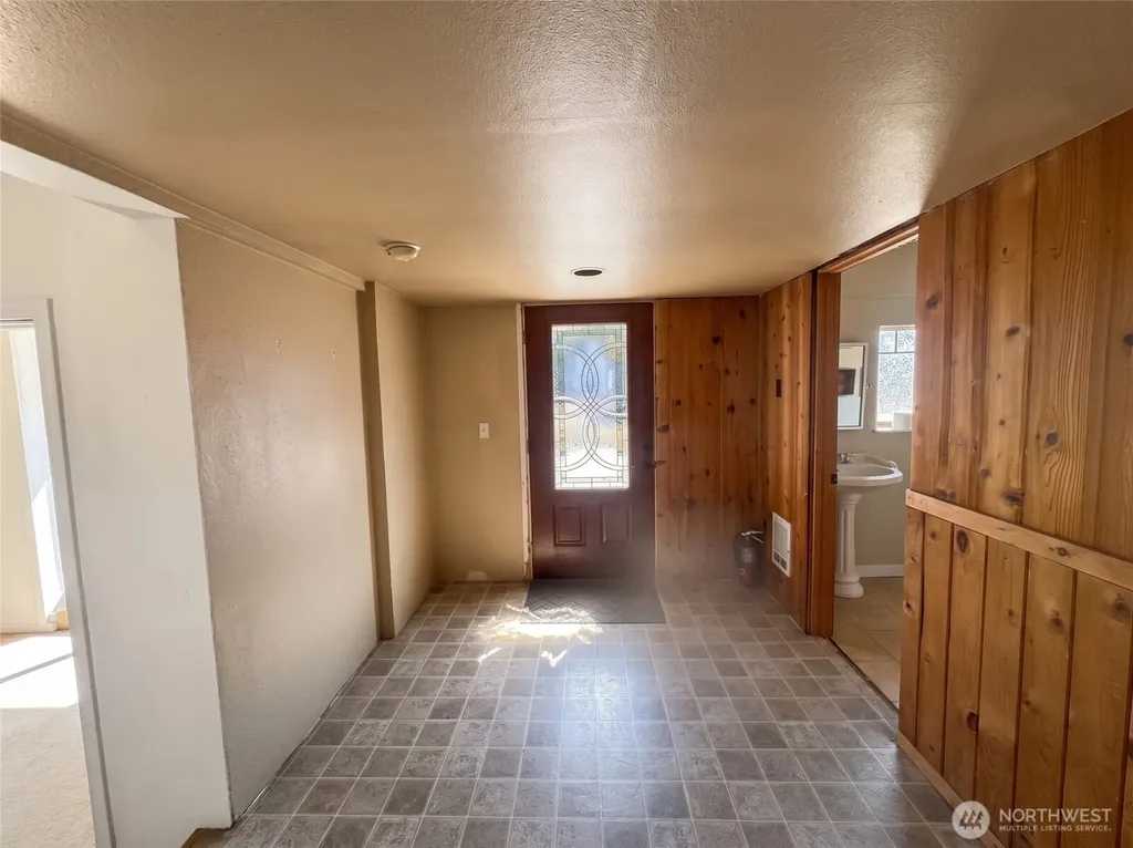 18026 31st Avenue NE Arlington WA 98223